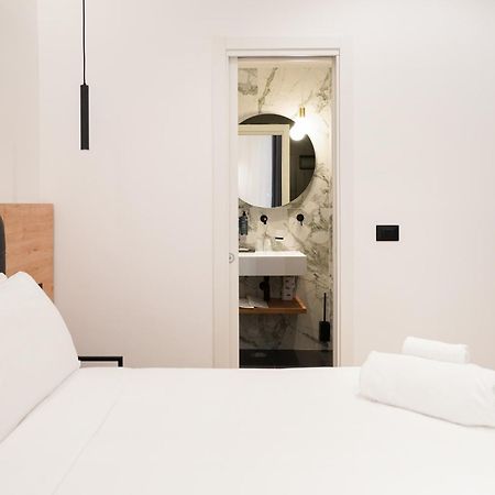 No Man'S Land Guesthouse Рим Экстерьер фото