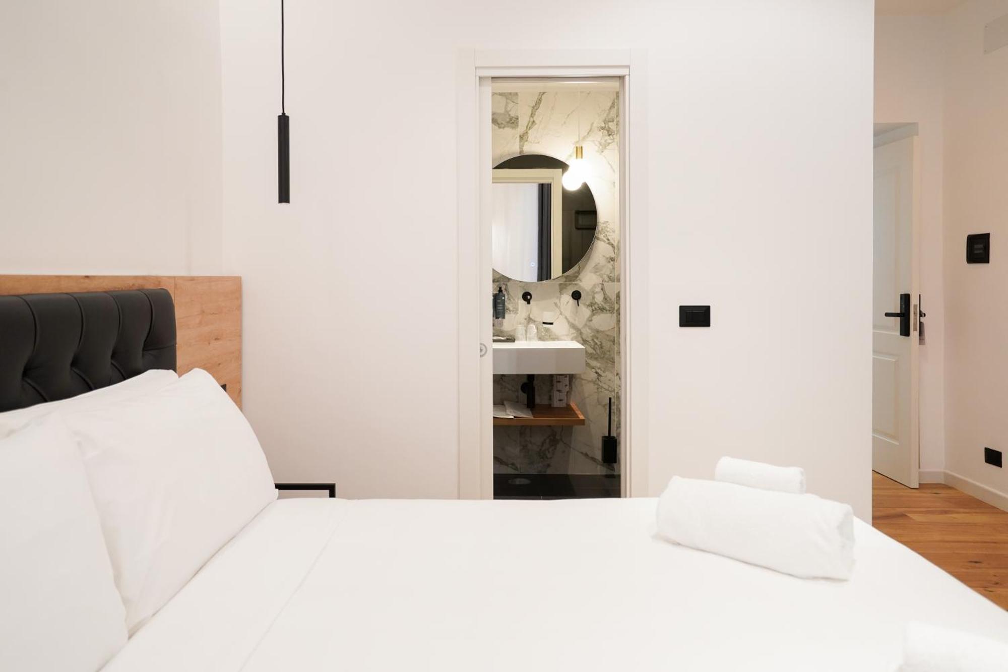 No Man'S Land Guesthouse Рим Экстерьер фото